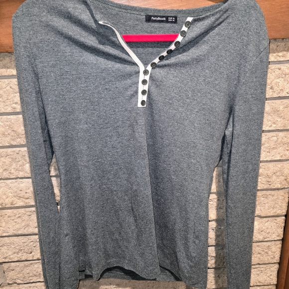 PattyBoutik Gray Long Sleeve Top with Button Accents - Picture 2 of 5